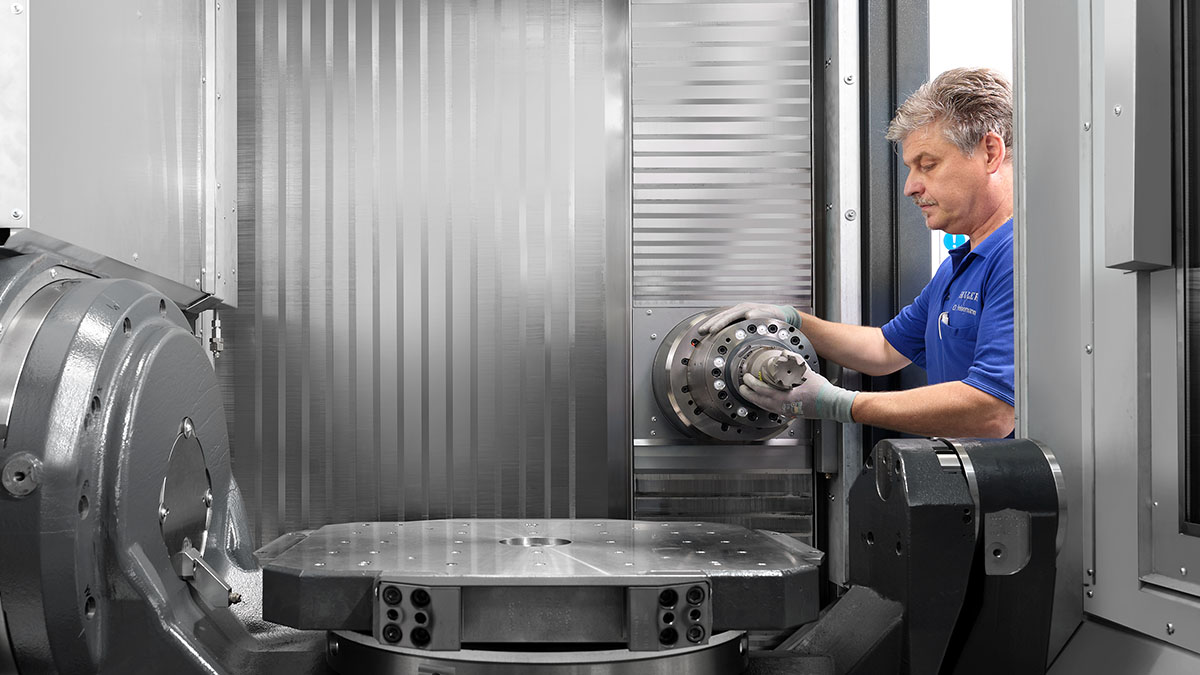 5-axis machining centres HF: Operation and maintenance