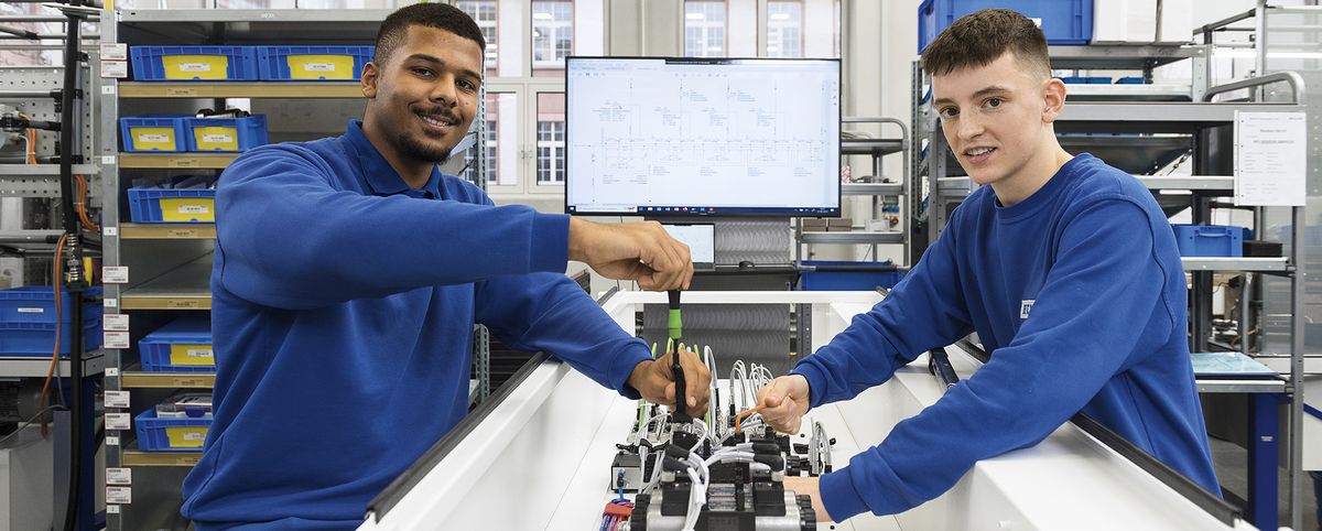 HELLER Ausbildung: Industriemechaniker HELLER Ausbildung: Industriemechaniker