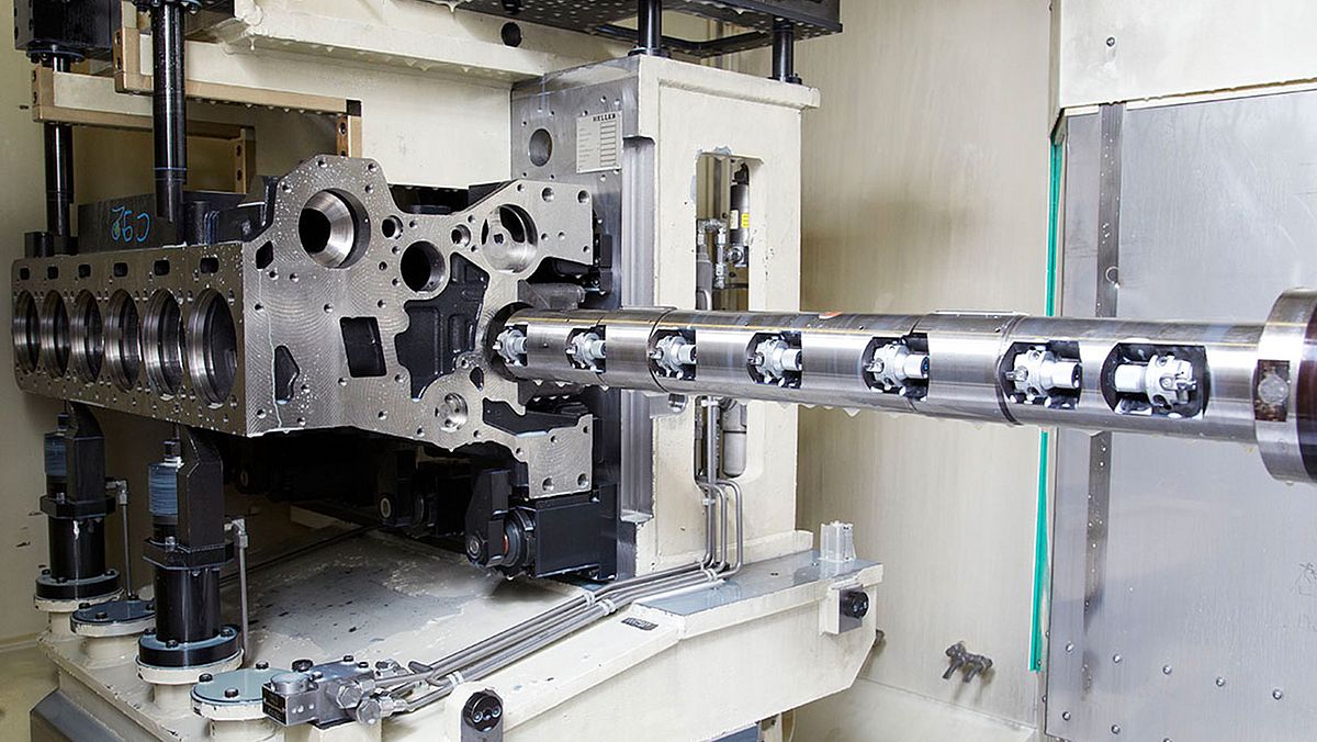HELLER industry solutions: Agricultural and construction machinery HELLER industry solutions: Agricultural and construction machinery