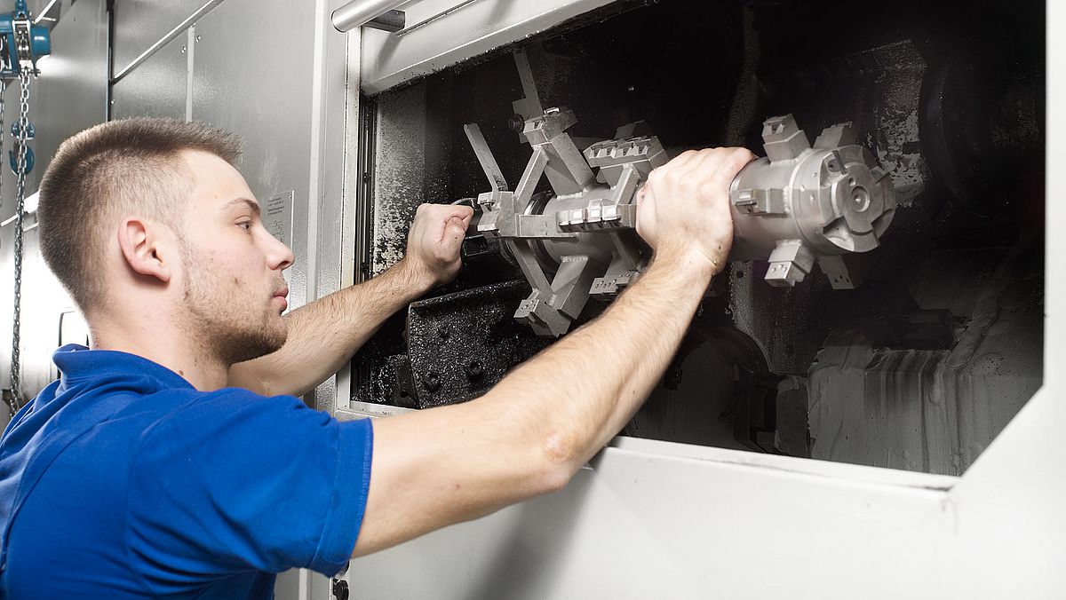 HELLER Lösungen bei ZF HELLER Lösungen bei ZF